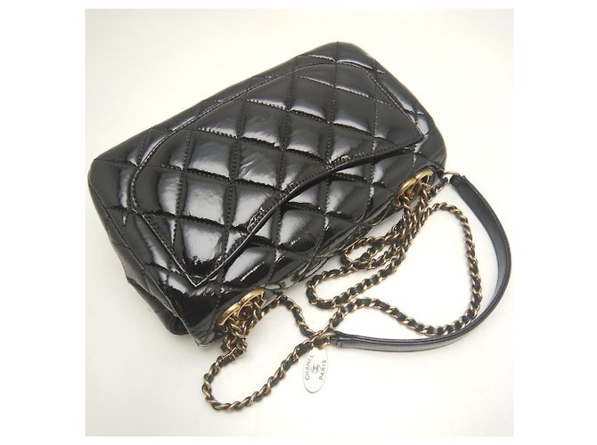 Timeless Borsa a tracolla Chanel Matelassé Nero - vista 3