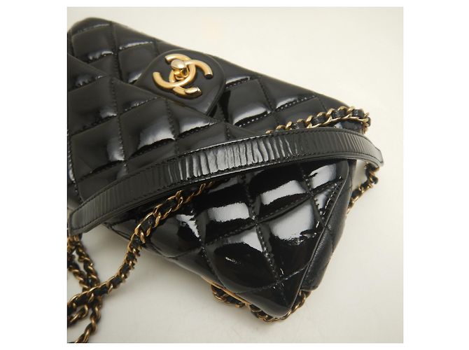 Timeless Borsa a tracolla Chanel Matelassé Nero - vista 5