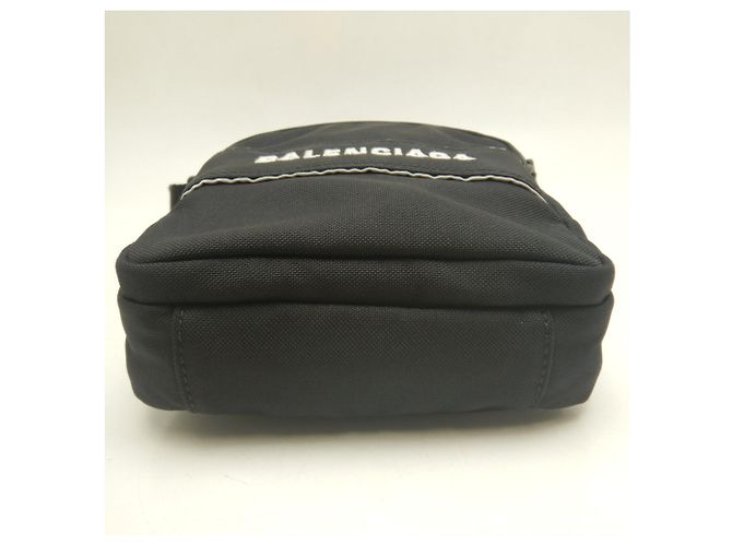 Borsa a tracolla Balenciaga Sport Messenger 638657 Nero - vista 7
