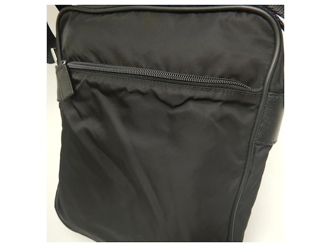 Borsa a tracolla Prada Viaggio V160 Nero - vista 9