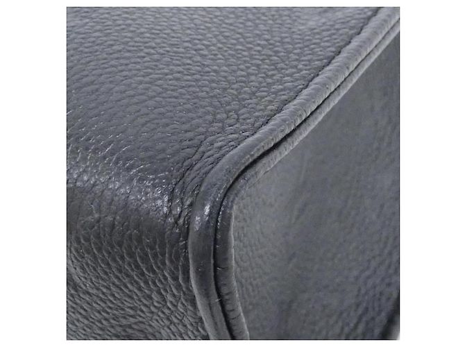 Borsa Louis Vuitton Monogram Empreinte OnTheGo PM Nero - vista 2