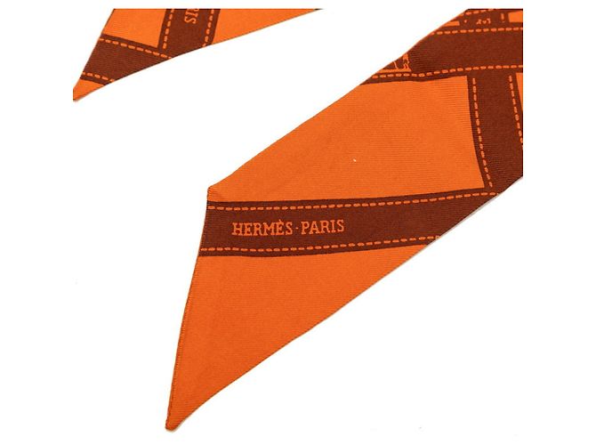 Hermès Pañuelo Twilly BOLDUC Hermes Castaño Naranja - vista 3