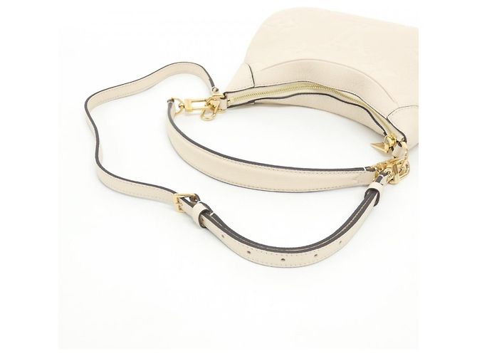 Borsa Louis Vuitton Monogram Empreinte Bagatelle Beige - vista 5