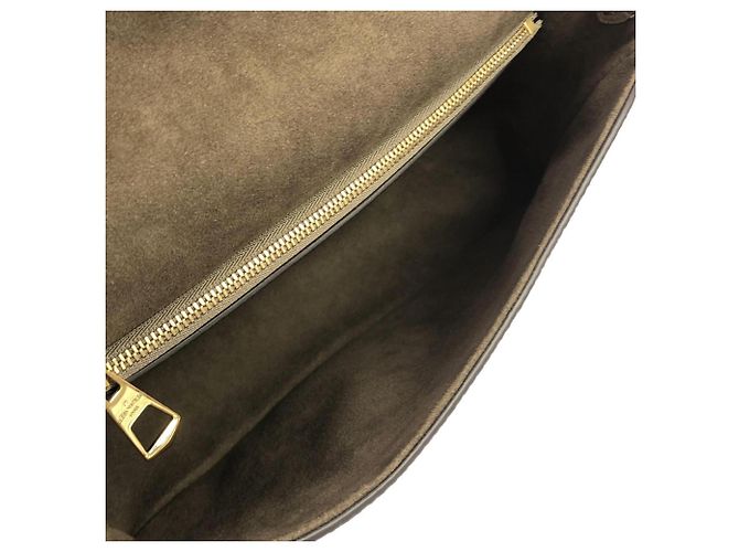 Borsa a tracolla Louis Vuitton Monogram Empreinte Diane Marrone - vista 8