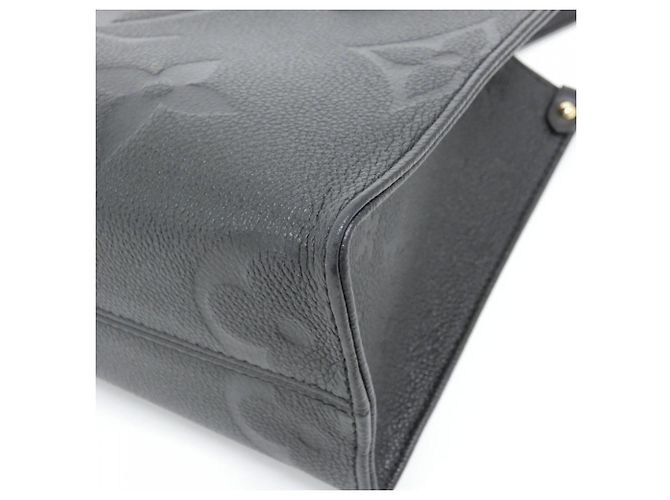Borsa Louis Vuitton Monogram Empreinte OnTheGo PM Nero - vista 2