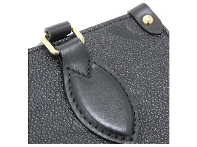Borsa Louis Vuitton Monogram Empreinte OnTheGo PM Nero - vista 4