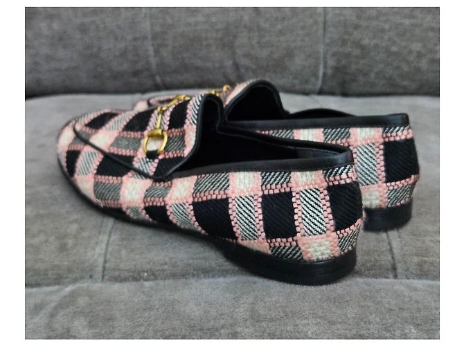 Mocassini a scacchi Gucci Horsebit Nero Rosa Bianco - vista 15