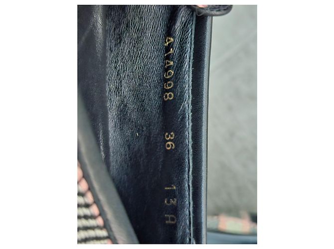Mocassini a scacchi Gucci Horsebit Nero Rosa Bianco - vista 17