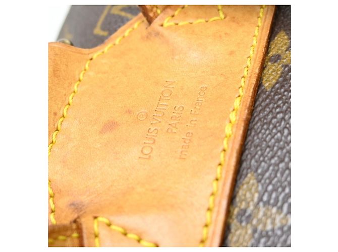 Louis Vuitton Montsouris Monogram MM Marrone - vista 4