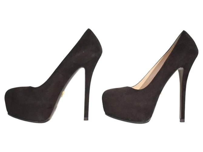 Décolleté platform con tacco a spillo in camoscio nero PRADA EU 37.5 Made in Italy - vista 9