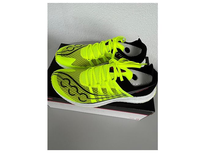Autre Marque Scarpe da running Saucony Sinister da donna Nero Giallo - vista 15