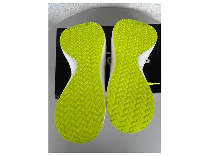 Autre Marque Scarpe da running Saucony Sinister da donna Nero Giallo - vista 19
