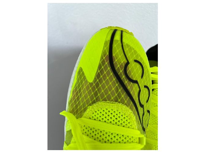 Autre Marque Scarpe da running Saucony Sinister da donna Nero Giallo - vista 8