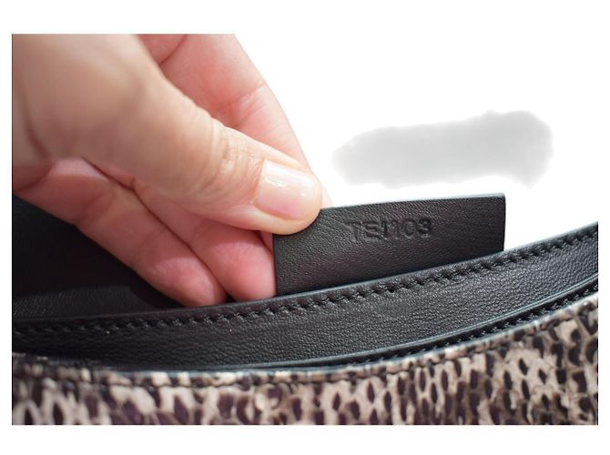 GIVENCHY Antigona Kuvert-Clutch aus Pythonschlange mit Staubbeutel Weiß Grau Python drucken - Ansicht 13