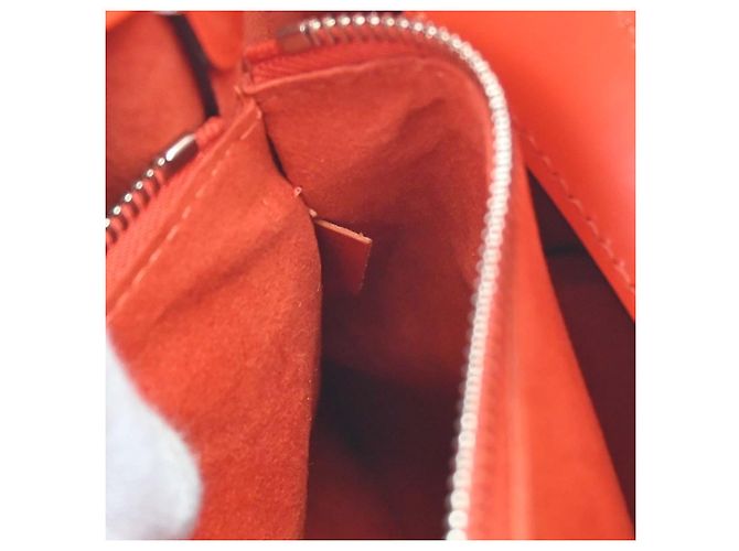 Néonoé Louis Vuitton NeoNoe Epi Leather MM Rosa - vista 4