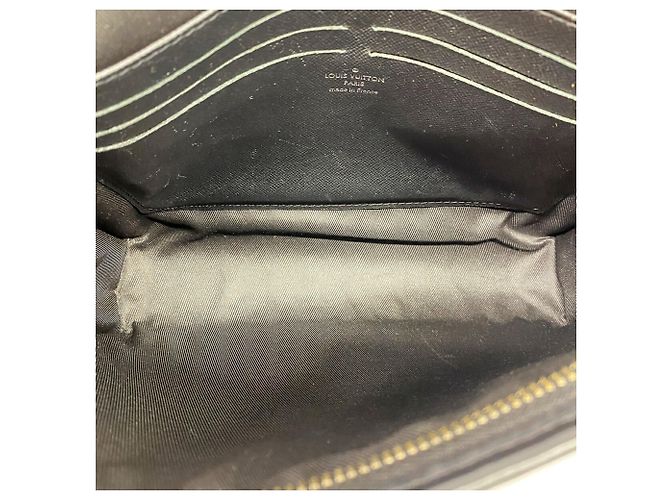 Louis Vuitton Monogram Eclipse Pochette Voyage MM Clutch Bag Schwarz - Ansicht 4