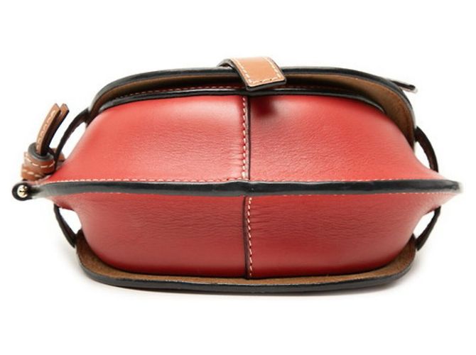Bolsa de Ombro Loewe Gate Mini Marrom Vermelho - vista 3