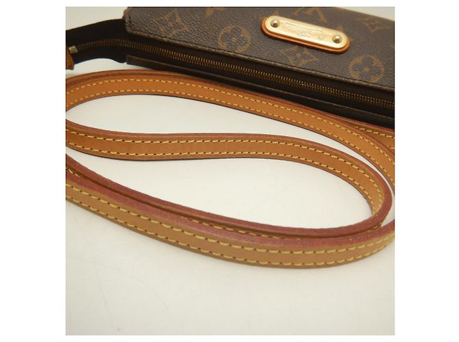 Borsa a tracolla Louis Vuitton Monogram Eva Marrone - vista 8