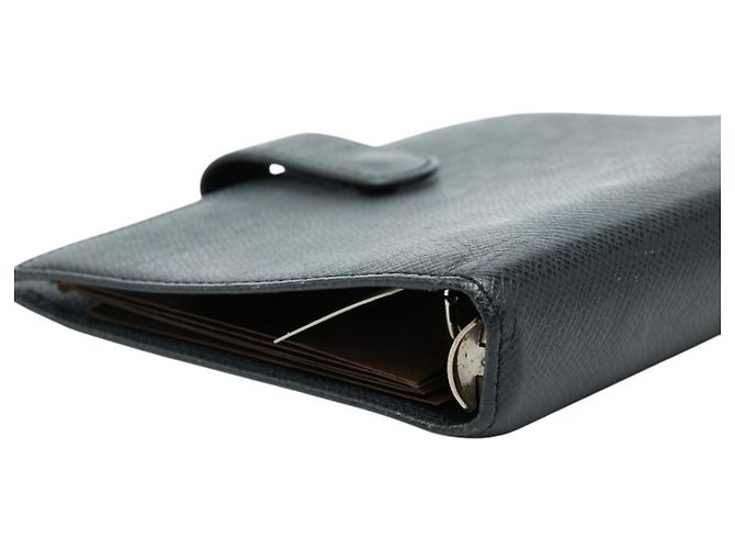 Louis Vuitton Taiga Agenda MM Notebook Cover Noir - vue 5