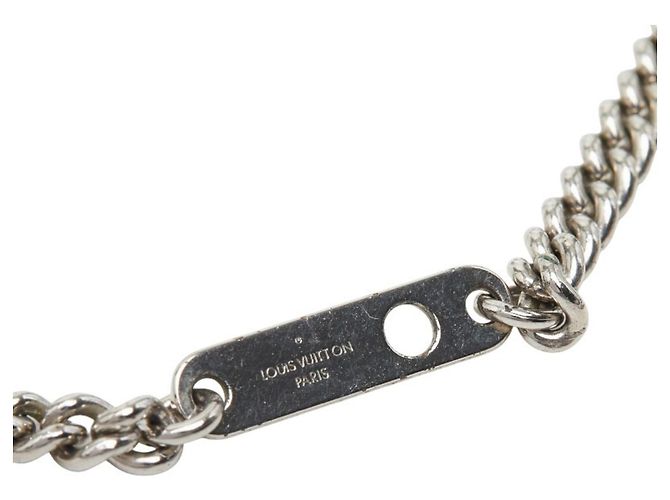 Louis Vuitton Monogram Eclipse Collier Plaque Chain Necklace Argento - vista 8