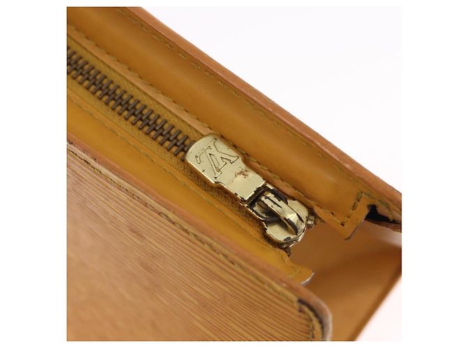 LOUIS VUITTON Epi Sac Triangle Hand Bag Yellow M52099 LV Auth 195279 Giallo - vista 10
