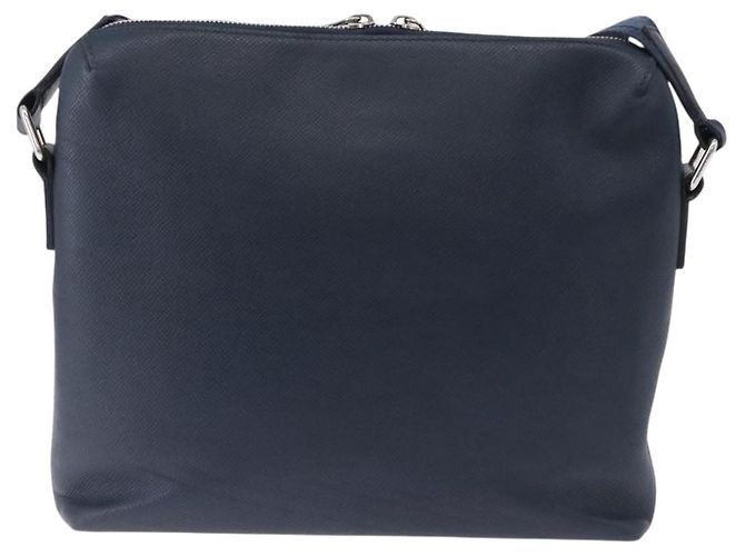 LOUIS VUITTON Taiga Grigri Messenger PM Borsa a tracolla Navy M30236 Auth bs36319 Blu navy - vista 2