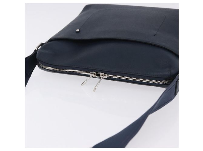 LOUIS VUITTON Taiga Grigri Messenger PM Borsa a tracolla Navy M30236 Auth bs36319 Blu navy - vista 6