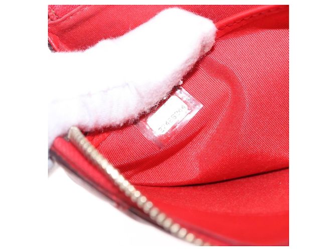 Portafoglio lungo CHANEL Matelasse Camelia in pelle d'agnello rosso e oro CC Auth bs36502 D'oro - vista 12