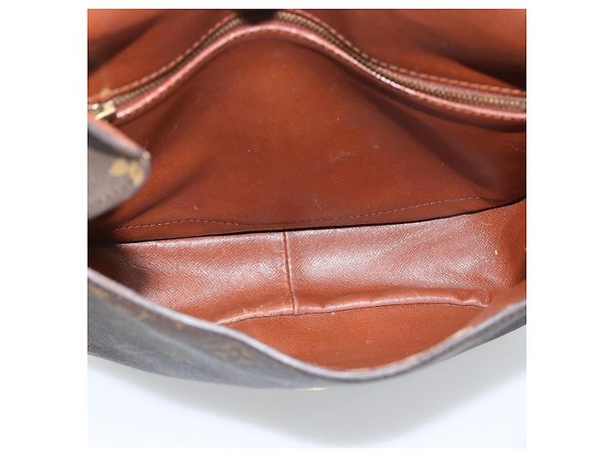 LOUIS VUITTON Monogram Saint Cloud GM Shoulder Bag M51242 LV Auth 193789 Monogramma - vista 10
