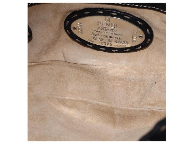 FENDI Schultertasche aus Leder Schwarz Silber Auth 192479A - Ansicht 10