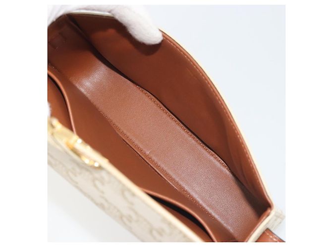 Céline Borsa a tracolla CELINE Triomphe Canvas PVC White Gold Auth 192461SAM Bianco D'oro - vista 10