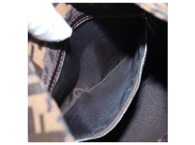 Borsa a tracolla FENDI Zucca Canvas Mamma Baguette Brown Black Auth BA14215V Marrone Nero - vista 25