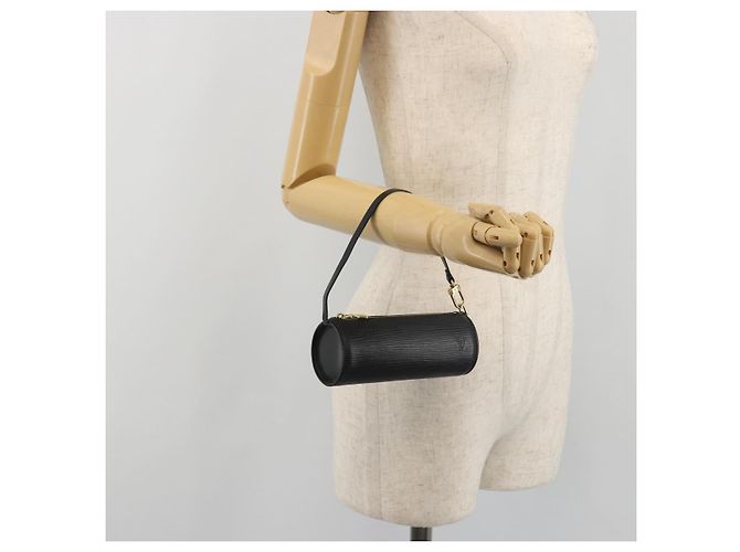 Pouch LOUIS VUITTON Epi Soufflot Nero LV Auth BA14322 - vista 20