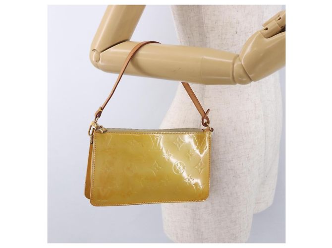 LOUIS VUITTON Monogram Vernis Lexington Accessory Pouch Beige M91010 Auth gh2259 - vista 22