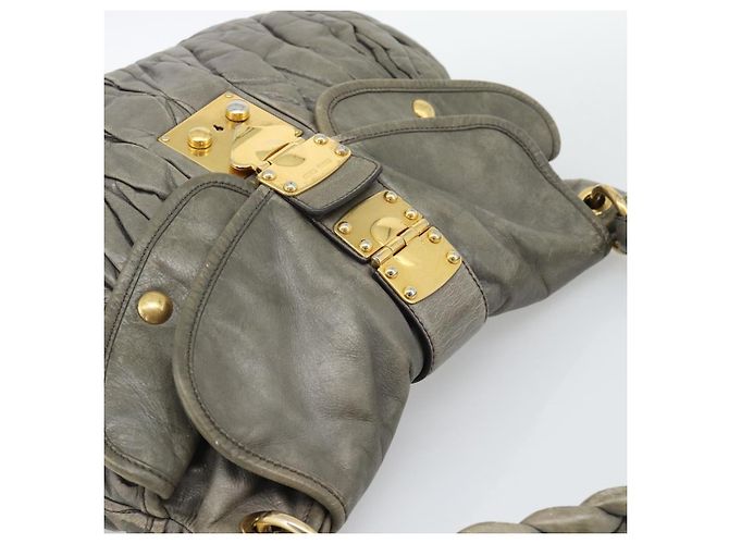 Borsa a tracolla Miu Miu Matelassé in pelle grigia e oro autentica 194661A Marrone D'oro - vista 6