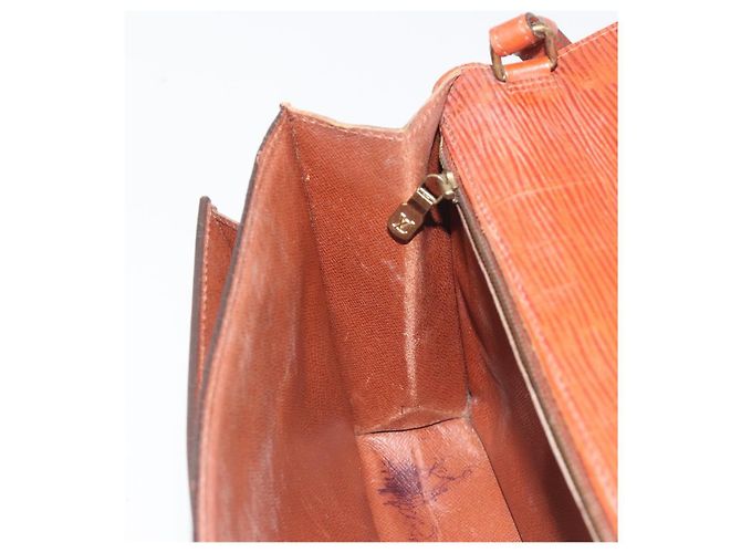 LOUIS VUITTON Epi Sellier Dragonne Clutch Bag Brown M52613 LV Auth BA14195 Marrone - vista 20