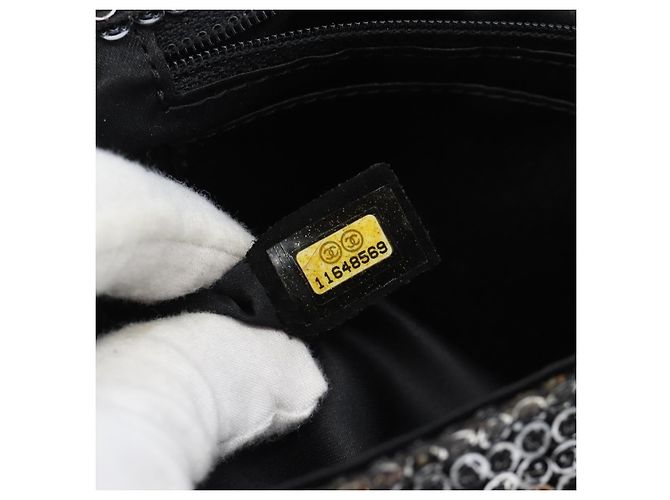 Borsa a tracolla CHANEL Matelasse 25 con catena e paillettes argento CC Auth BA14607SM - vista 10