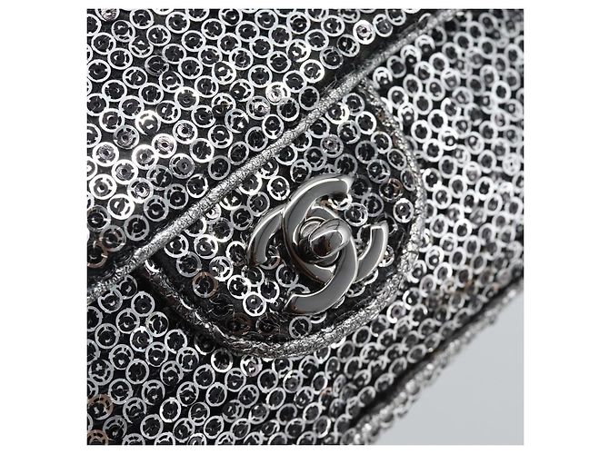 Borsa a tracolla CHANEL Matelasse 25 con catena e paillettes argento CC Auth BA14607SM - vista 18