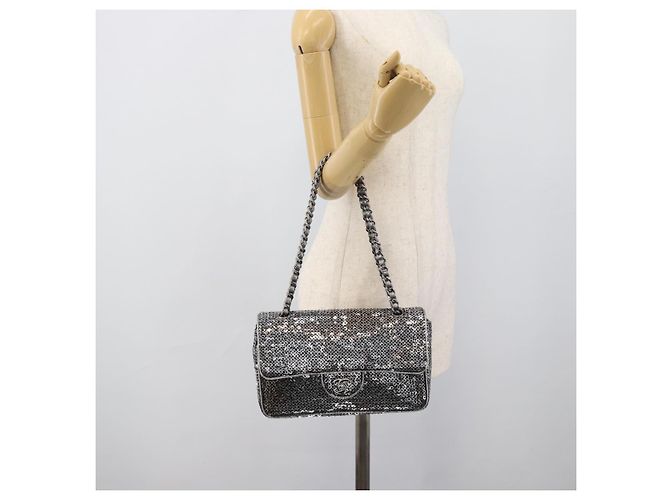 Borsa a tracolla CHANEL Matelasse 25 con catena e paillettes argento CC Auth BA14607SM - vista 25