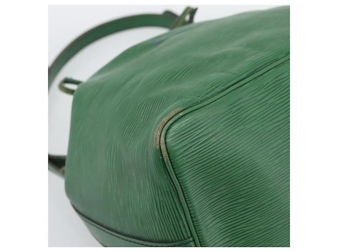 Borsa a tracolla LOUIS VUITTON Epi Petit Noe Green M44104 LV Auth ka5509 Verde - vista 14