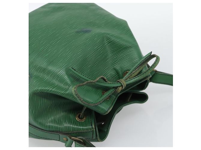 Borsa a tracolla LOUIS VUITTON Epi Petit Noe Green M44104 LV Auth ka5509 Verde - vista 6