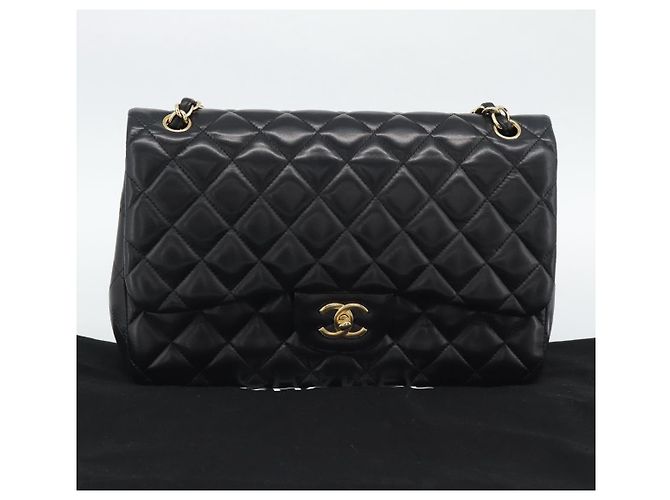 Borsa a tracolla CHANEL Matelasse 30 in pelle d'agnello con catena, oro e nero, CC Auth 194866SM D'oro - vista 12