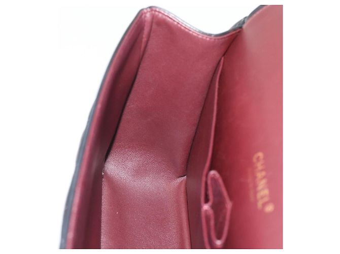 Borsa a tracolla CHANEL Matelasse 30 in pelle d'agnello con catena, oro e nero, CC Auth 194866SM D'oro - vista 20