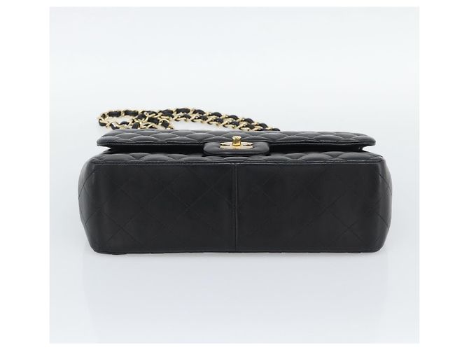 Borsa a tracolla CHANEL Matelasse 30 in pelle d'agnello con catena, oro e nero, CC Auth 194866SM D'oro - vista 5