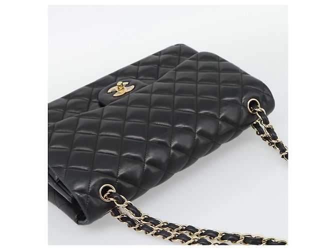 Borsa a tracolla CHANEL Matelasse 30 in pelle d'agnello con catena, oro e nero, CC Auth 194866SM D'oro - vista 6