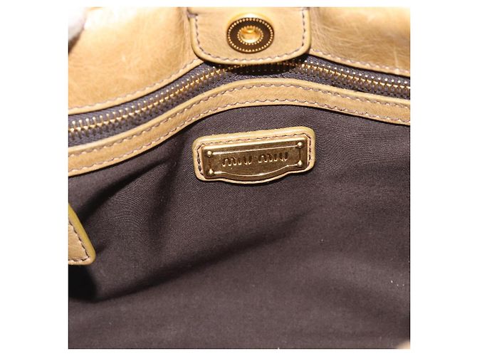 Borsa a mano Miu Miu in pelle 2way Beige Gold Auth 194762M D'oro - vista 20