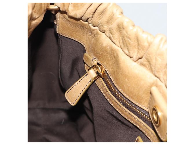 Borsa a mano Miu Miu in pelle 2way Beige Gold Auth 194762M D'oro - vista 23
