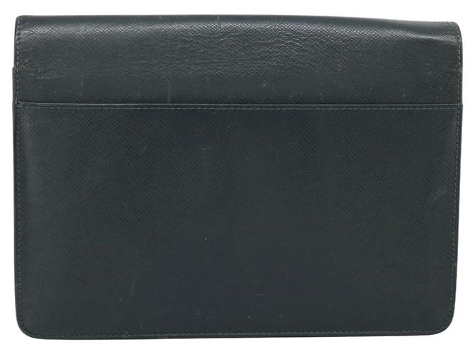 LOUIS VUITTON Taiga Pochette Kourad Clutch Bag Epicea M30194 LV Auth BA14197 - vista 2