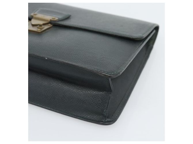 LOUIS VUITTON Taiga Pochette Kourad Clutch Bag Epicea M30194 LV Auth BA14197 - vista 7