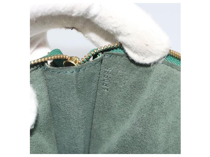 LOUIS VUITTON Epi Pochette Accessoires Accessory Pouch Green M52984 Auth BA14192 Verde - vista 12